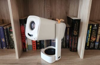 Taking this moveable projector on the highway was simpler than I anticipated